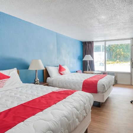 Oyo Hotel Battleboro Eksteriør billede